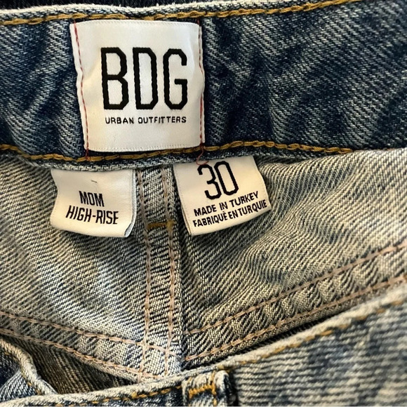 BDG Mom High‎ Rise Jeans distressed 30 - Picture 5 of 5
